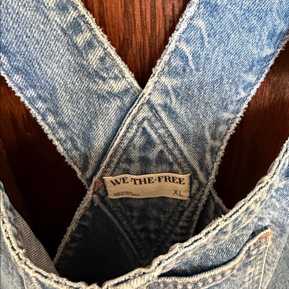 We The Free barrel Light Blue Denim Overalls - Picture 2 of 3